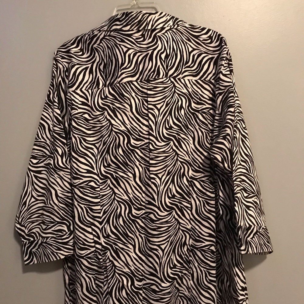 212 Collection Button Down Blouse - image 3